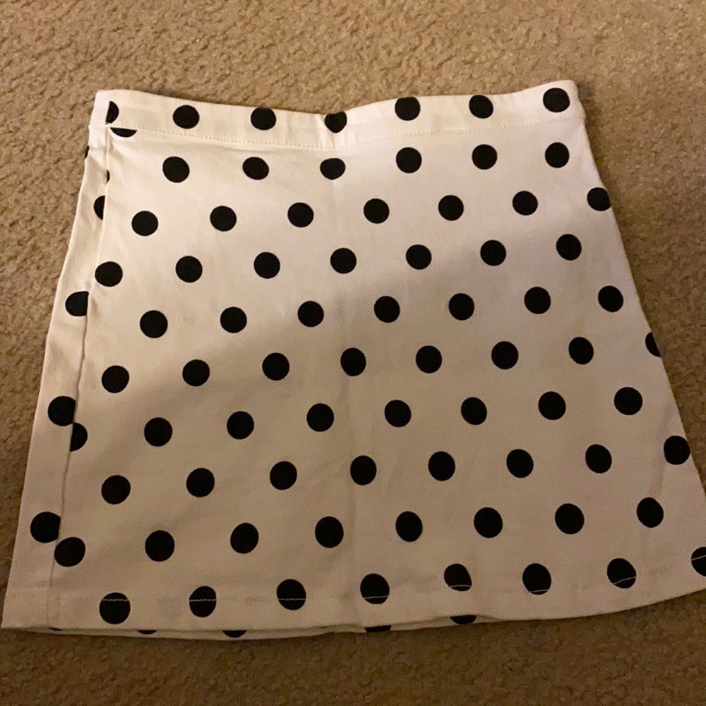 FOREVER 21 POLKA DOT SKIRT